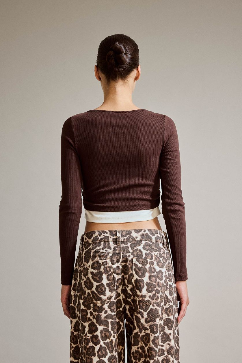 نساء بني Fitted Corduroy Long Sleeve T-Shirt