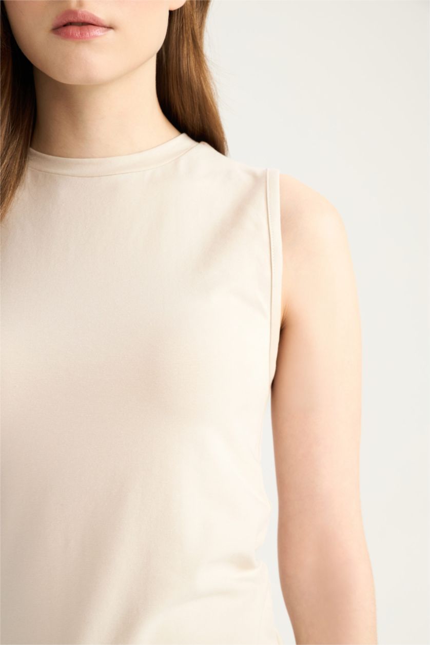 Woman Beige Regular Fit Crew Neck Basic Sleeveless Undershirt Tunic