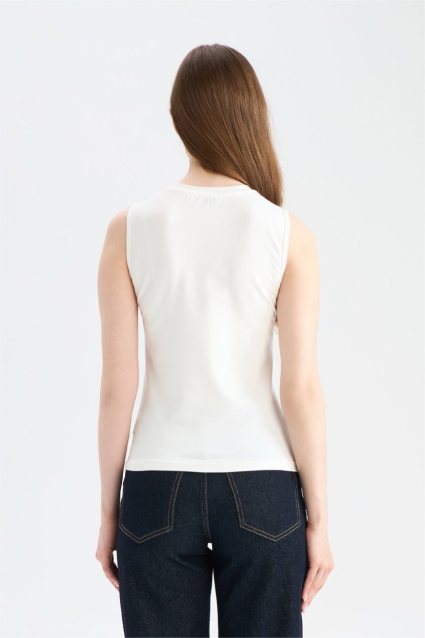 Kadın Ekru Regular Fit Bisiklet Yaka Basic Düz Kolsuz Atlet