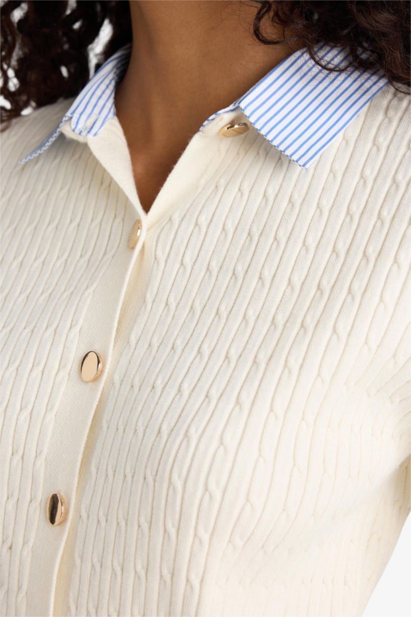 نساء بيج فاتح Regular Fit Knitwear Cardigan