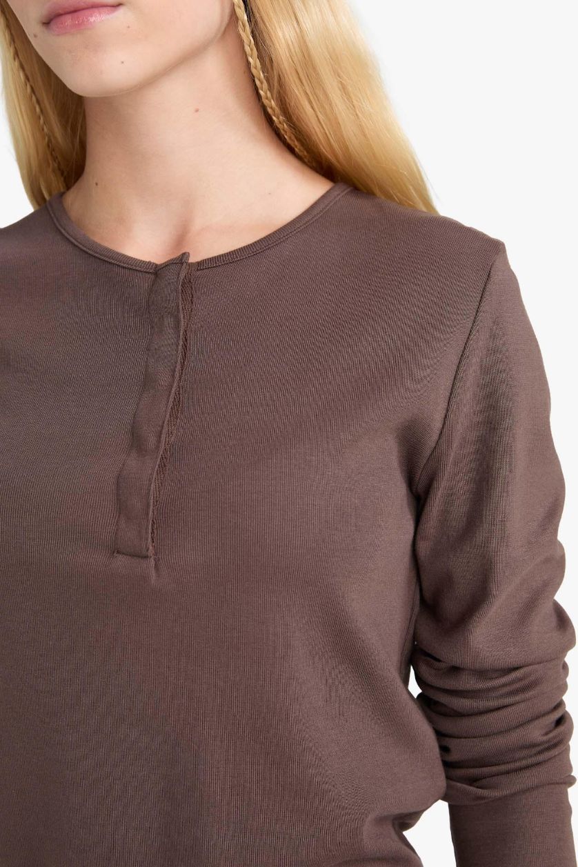 Woman Brown Fitted Basic Ribbed Long Sleeve T-Shirt
