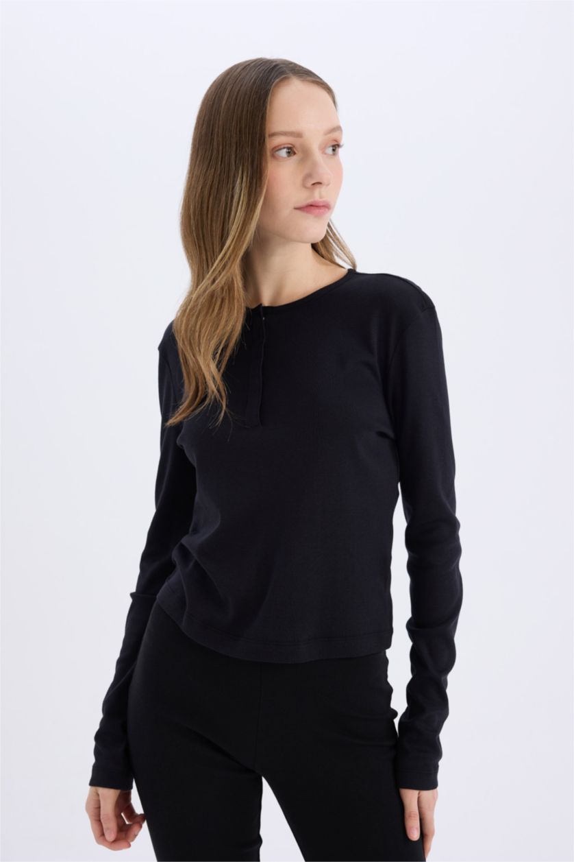 Women Black Slim Fit Ribana Long Sleeve T-Shirt