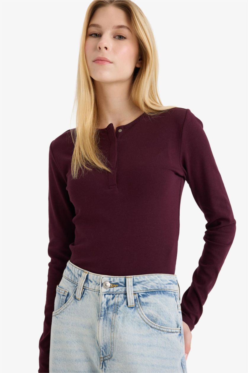 FEMME Bordeaux T-shirt manches longues côtelé à col boutonné Coupe ajustée