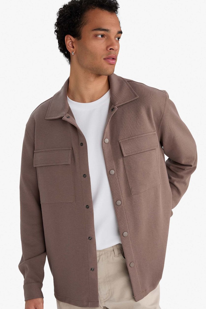 رجال بني فاتح جاكيت قميص قصة عادية بجيب مزدوج