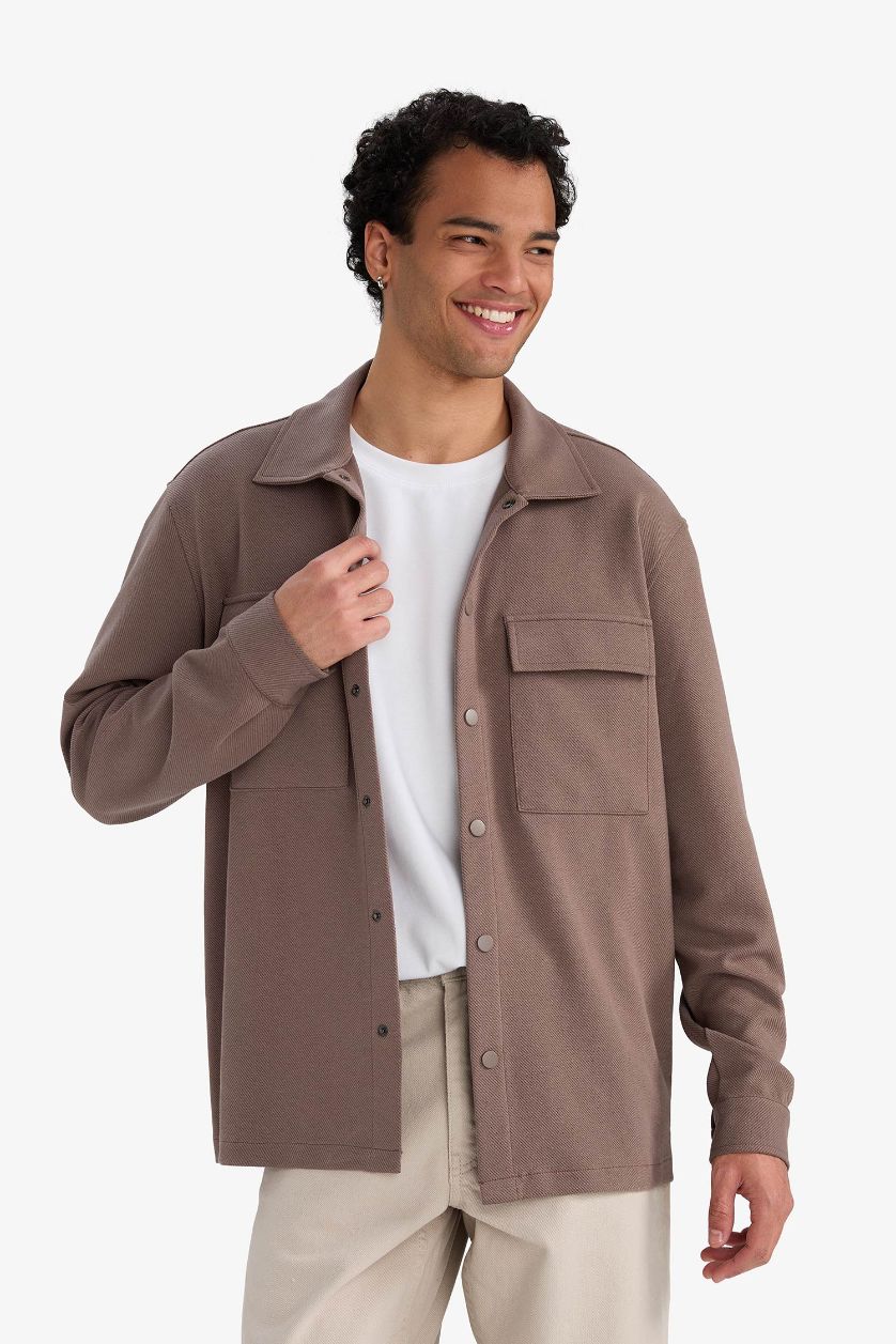 رجال بني فاتح جاكيت قميص قصة عادية بجيب مزدوج