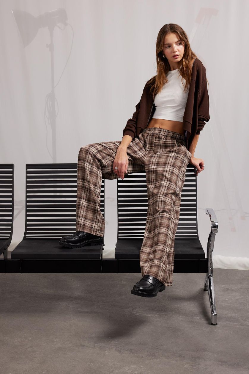 Woman Brown Straight Fit Plaid Trousers