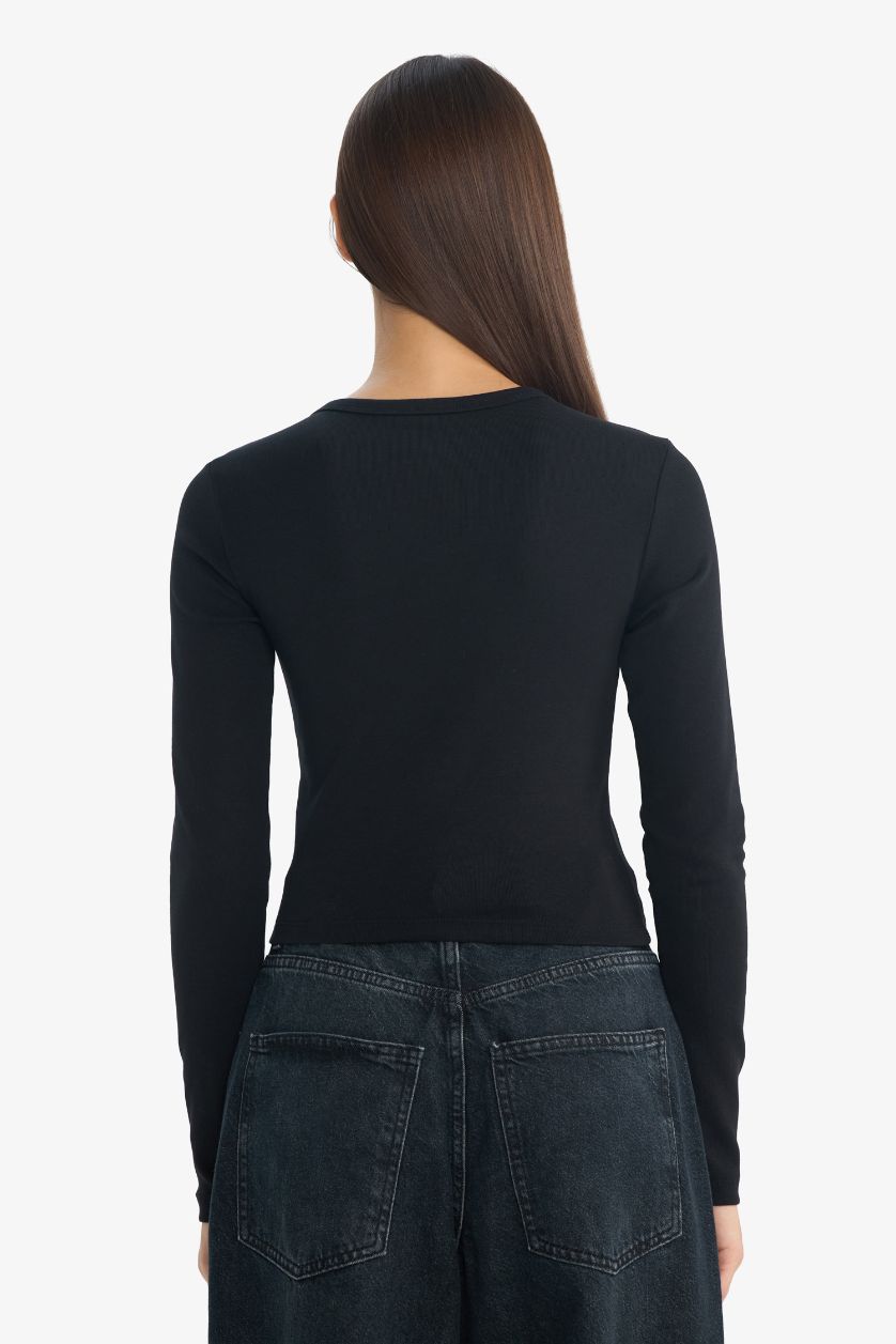 Woman Black Slim Fit Crew Neck Ribbed Long Sleeve T-Shirt