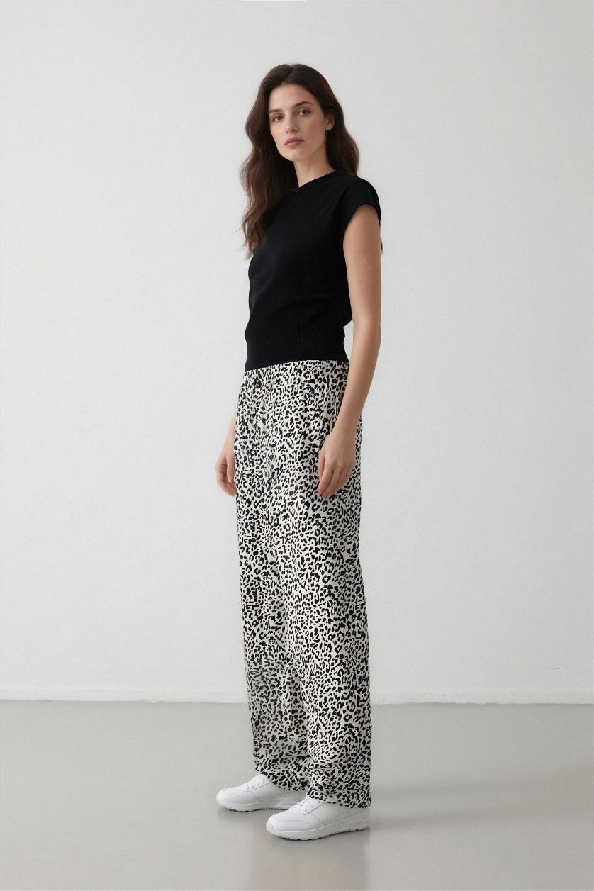 WOMAN Ecru Carrot Fit Wide Leg Printed Trousers