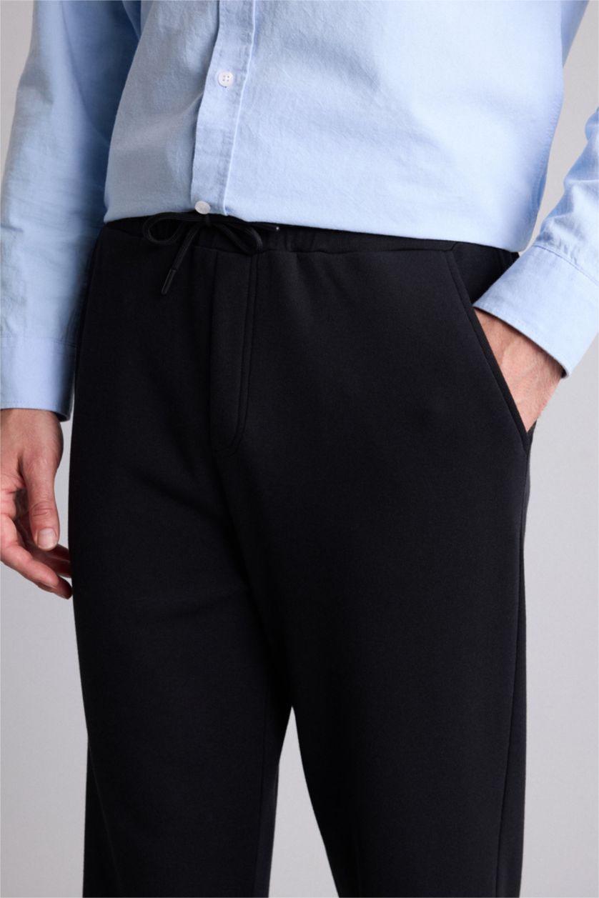 رجال أسود Regular Fit Trousers