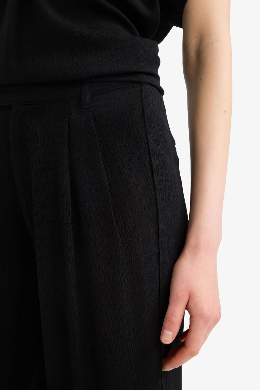 WOMAN Black Culotte Fit Regular Hem Double Pocket Linen Blended Trousers