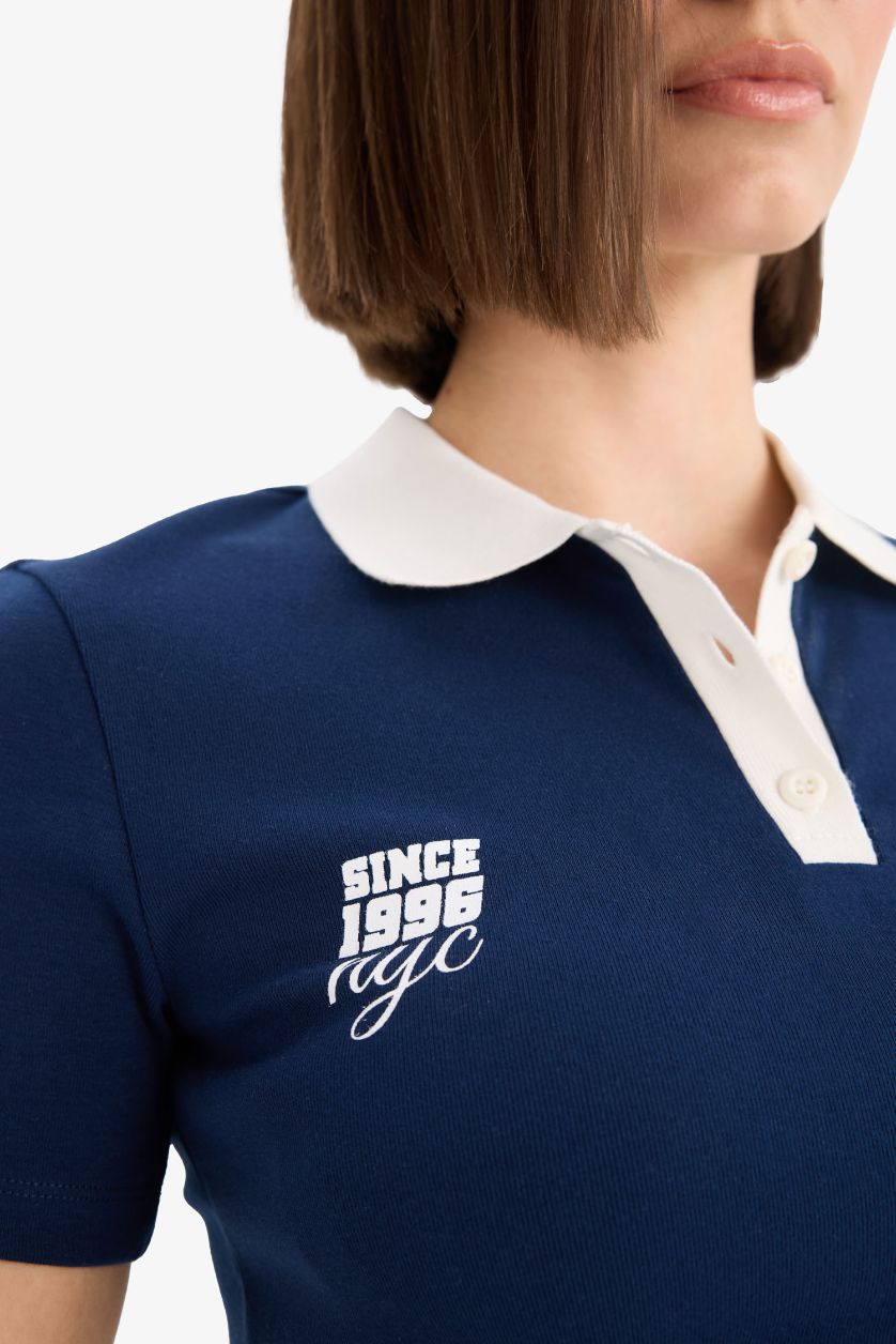 Kadın Lacivert Fitted Polo Yaka Baskılı Ribana Kısa Kollu Tişört