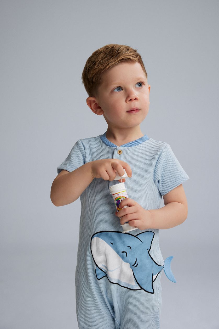 Erkek Bebek Açık Mavi Köpek Balığı Baskılı Kısa Kollu Waffle Tulum Erkek Bebek Yenidoğan