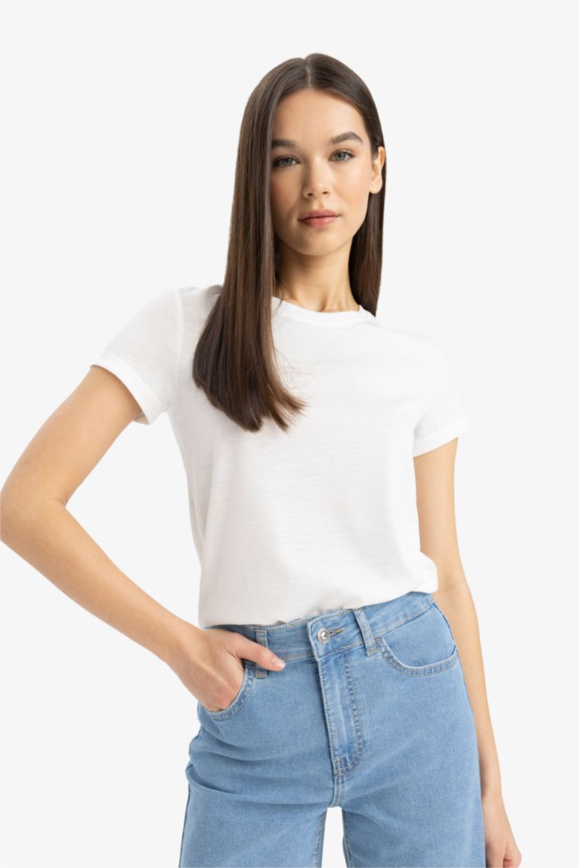 نساء اوف وايت Slim Fit Short Sleeve T-Shirt