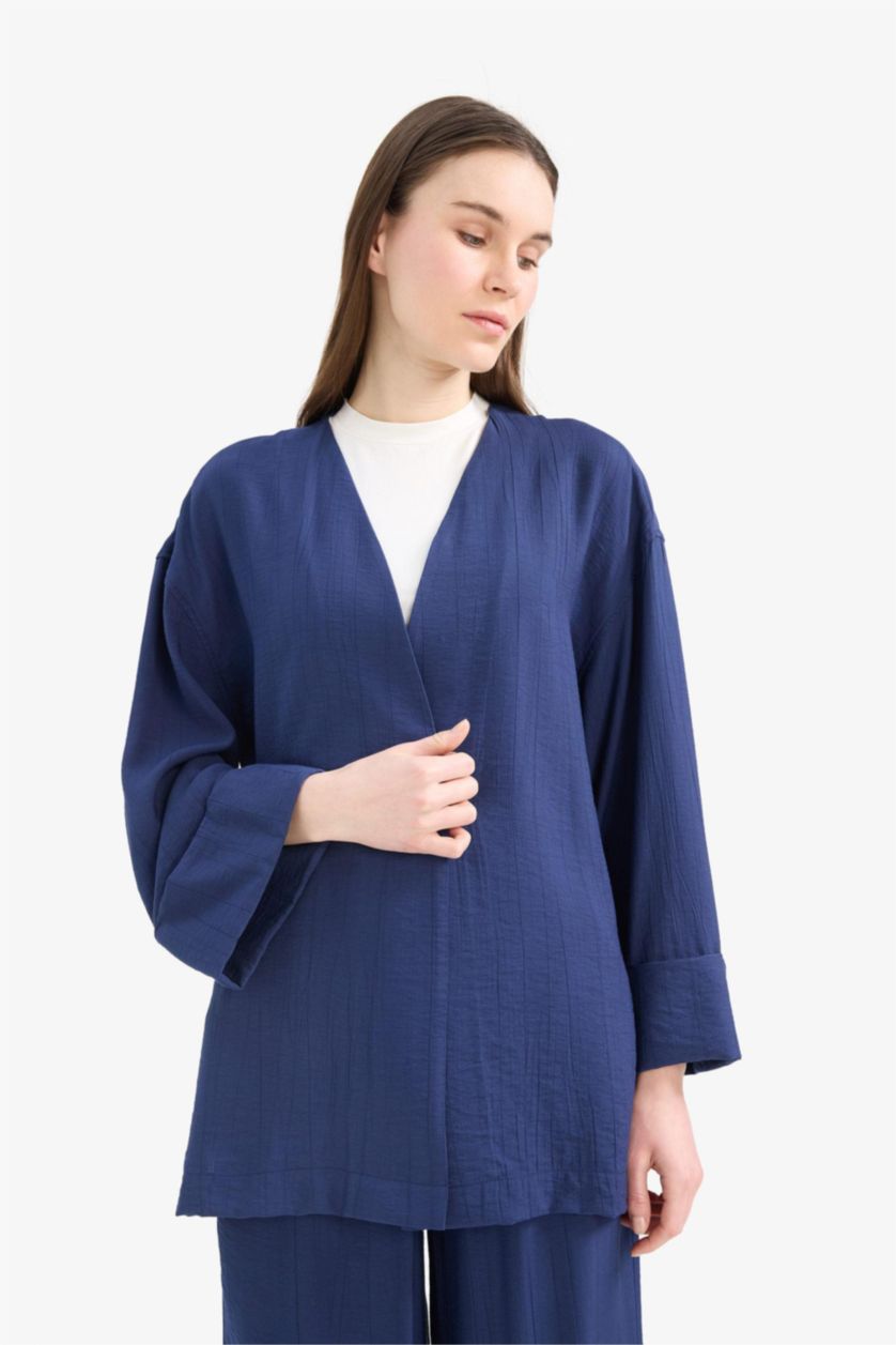 Woman NAVY Relax Fit Crinkle Fabric V-Neck Long Sleeve Tunic