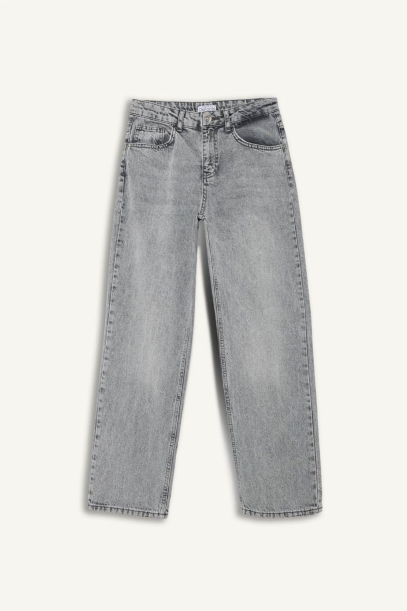 Kadın Gri Straight Fit Yüksek Bel Kısa Paça Jean Yıkamalı Pantolon