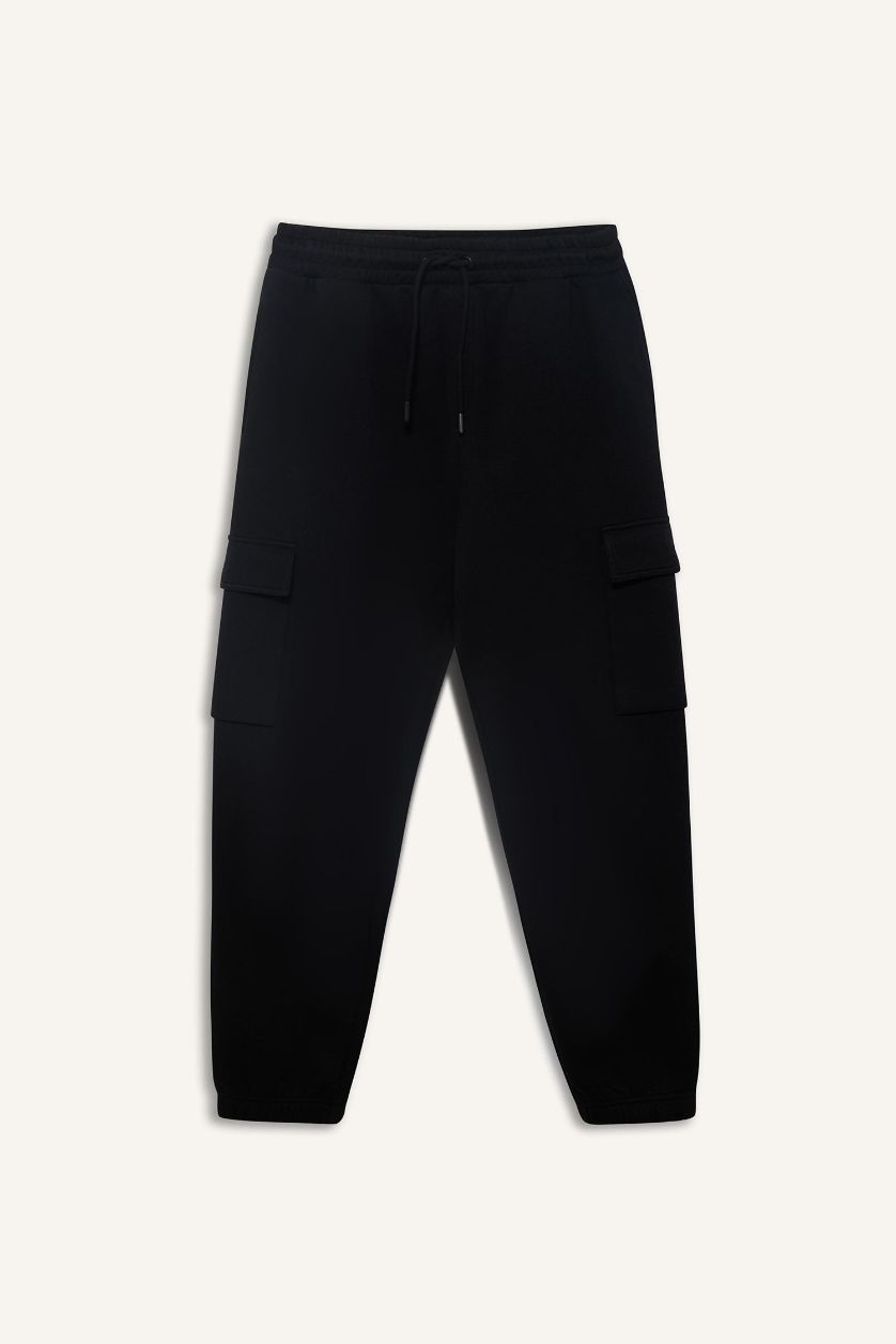 MAN Black Regular Fit Cargo Pants