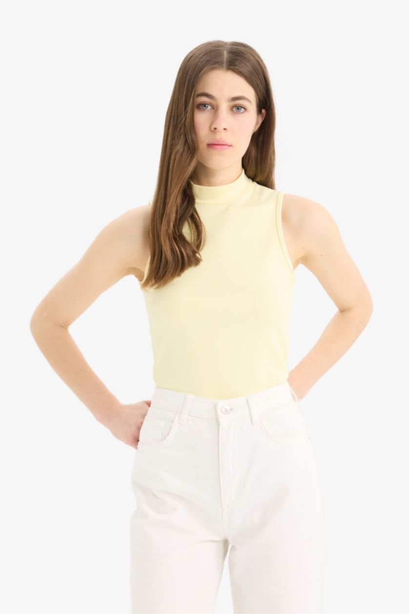 حريمي أصفر فاتح تانك توب سليم فيت بياقة عالية