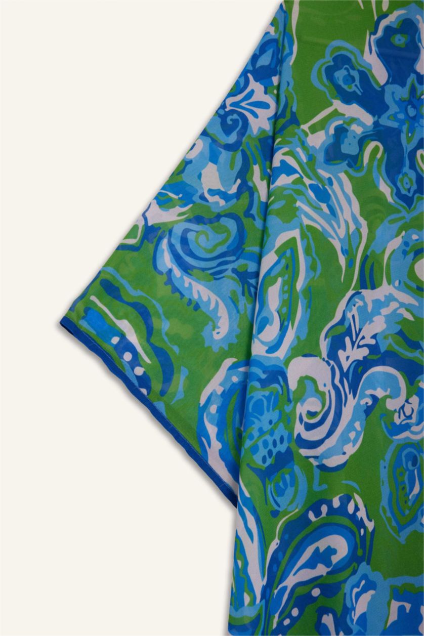 Woman Green Regular Fit Tropical Patterned Chiffon Beach Kimono