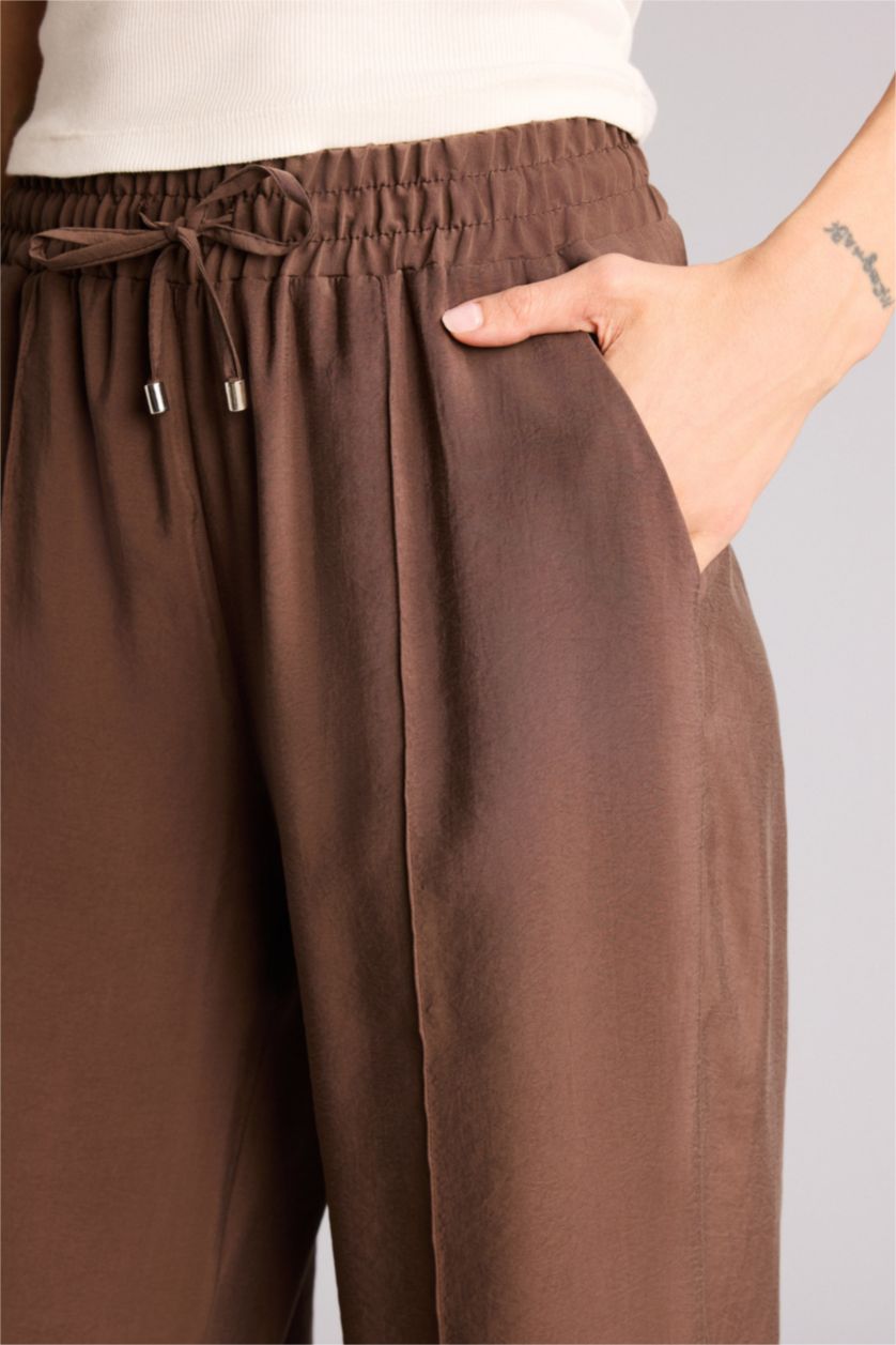 Kadın Açık Kahve Wıde Leg Yüksek Bel Düz Paça Modal Pantolon