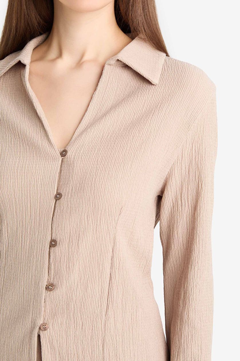 FEMME Beige Chemise en viscose froncée à manches longues