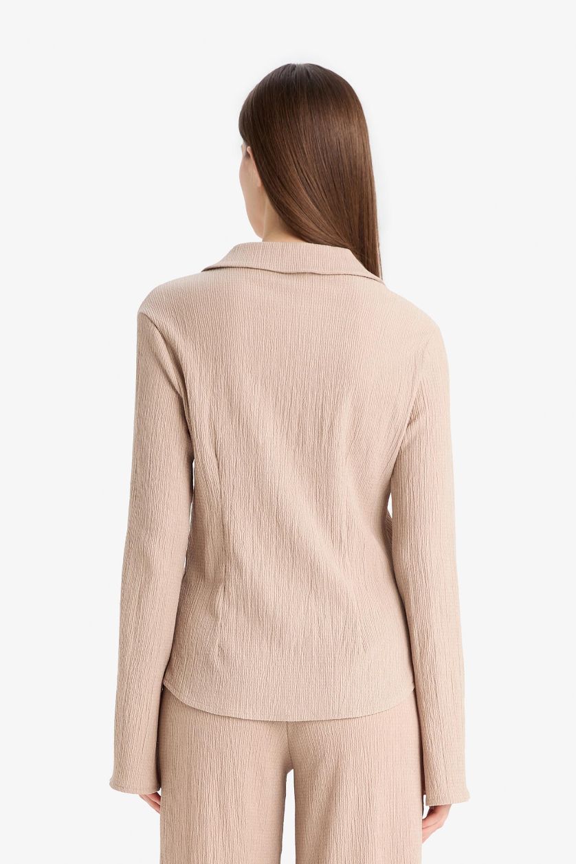 FEMME Beige Chemise en viscose froncée à manches longues