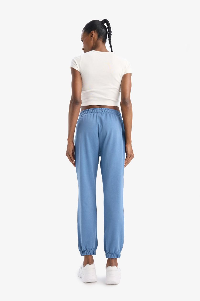 Kadın Açık İndigo Standart Fit Cep Detaylı Sporcu Jogger Eşofman Altı