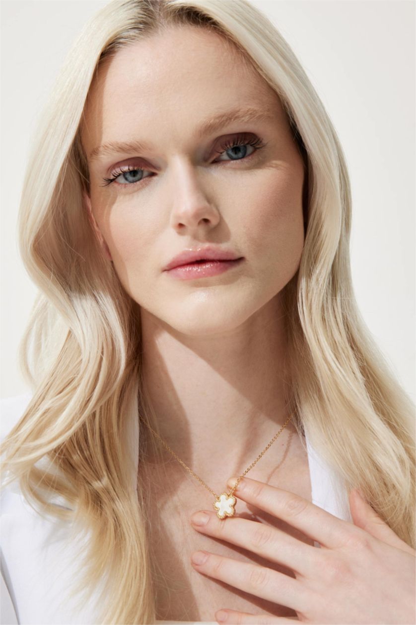 حريمي أبيض (000) سلسله حريمي ذهبي ابيض فلورال