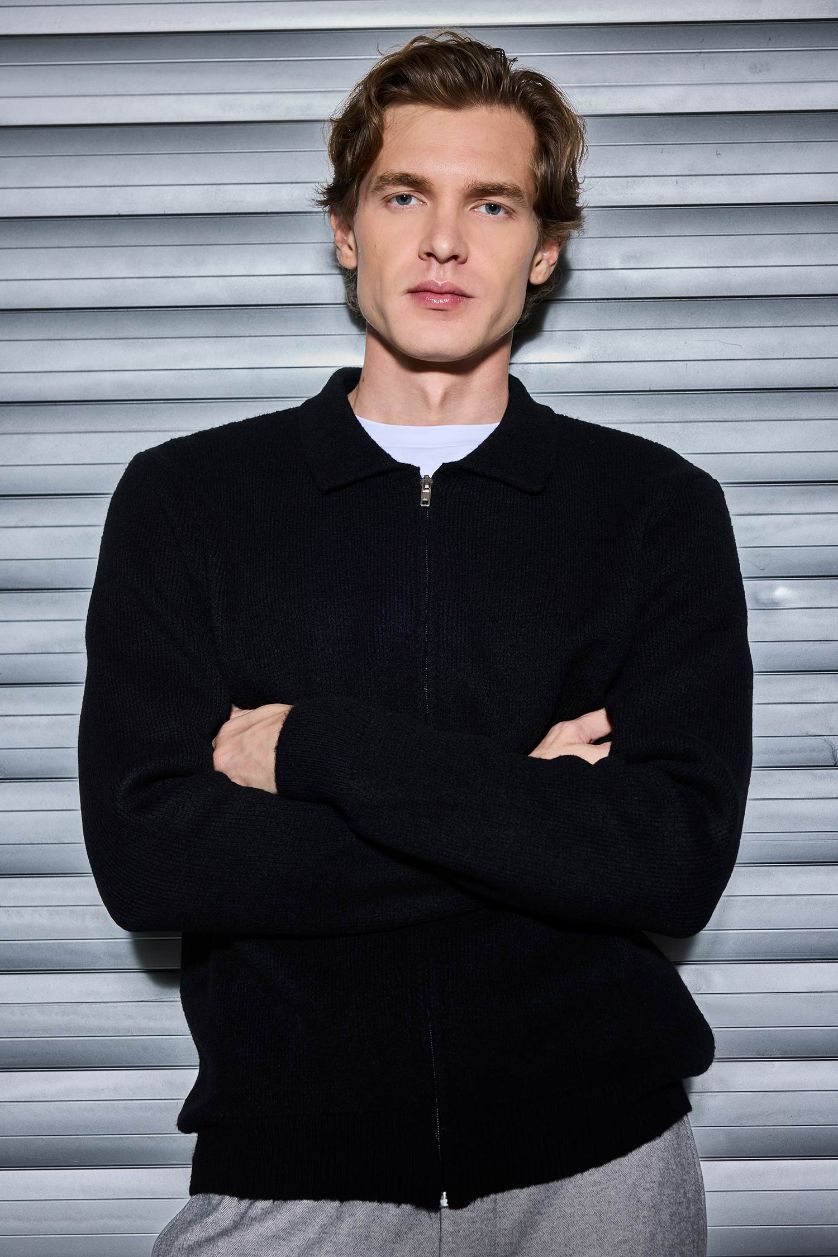 رجال أسود جاكيت تريكو قصة عادية بياخة بولو