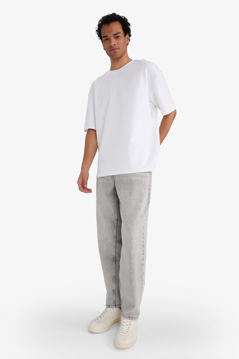 Erkek Açık Gri Relax Fit Düz Paça Jean Pantolon