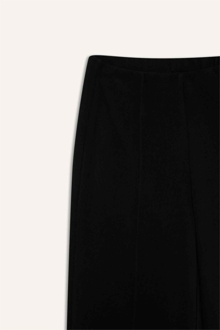 Kadın Siyah Straight Fit Beli Lastikli Selanik Kumaş Pantolon
