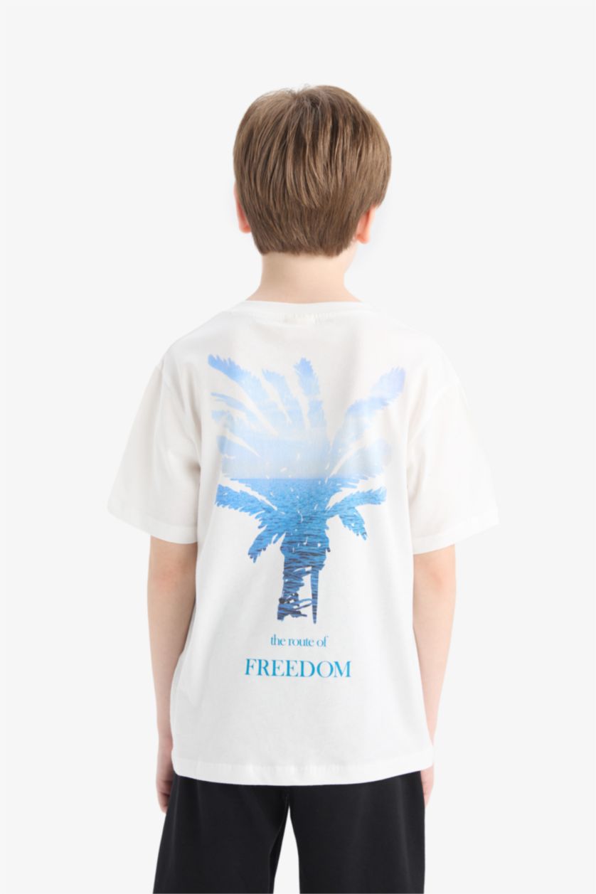 Erkek Çocuk - Genç Erkek Kırık Beyaz Bisiklet Yaka Sırt Baskılı Kısa Kollu Tişört Erkek Çocuk