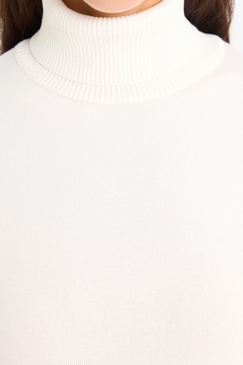 نساء بيج فاتح بلوز تريكو قصة عادية هاينك