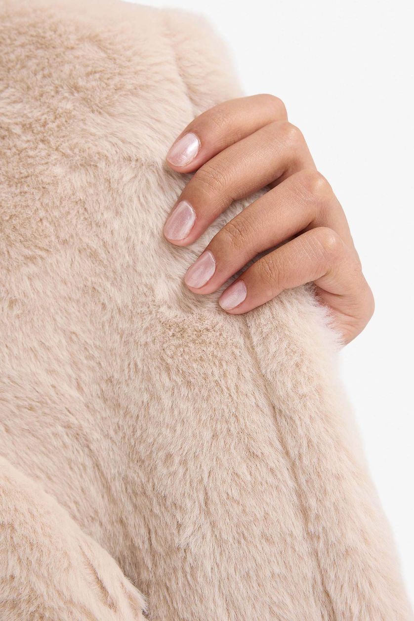 Woman Ecru Regular Fit Faux Fur Lined Coat