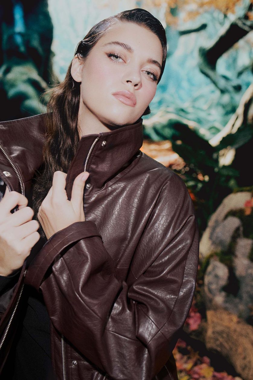 Kadın Bordo Afra x DeFacto Relax Fit Dik Yaka Fermuarlı Suni Deri Mont