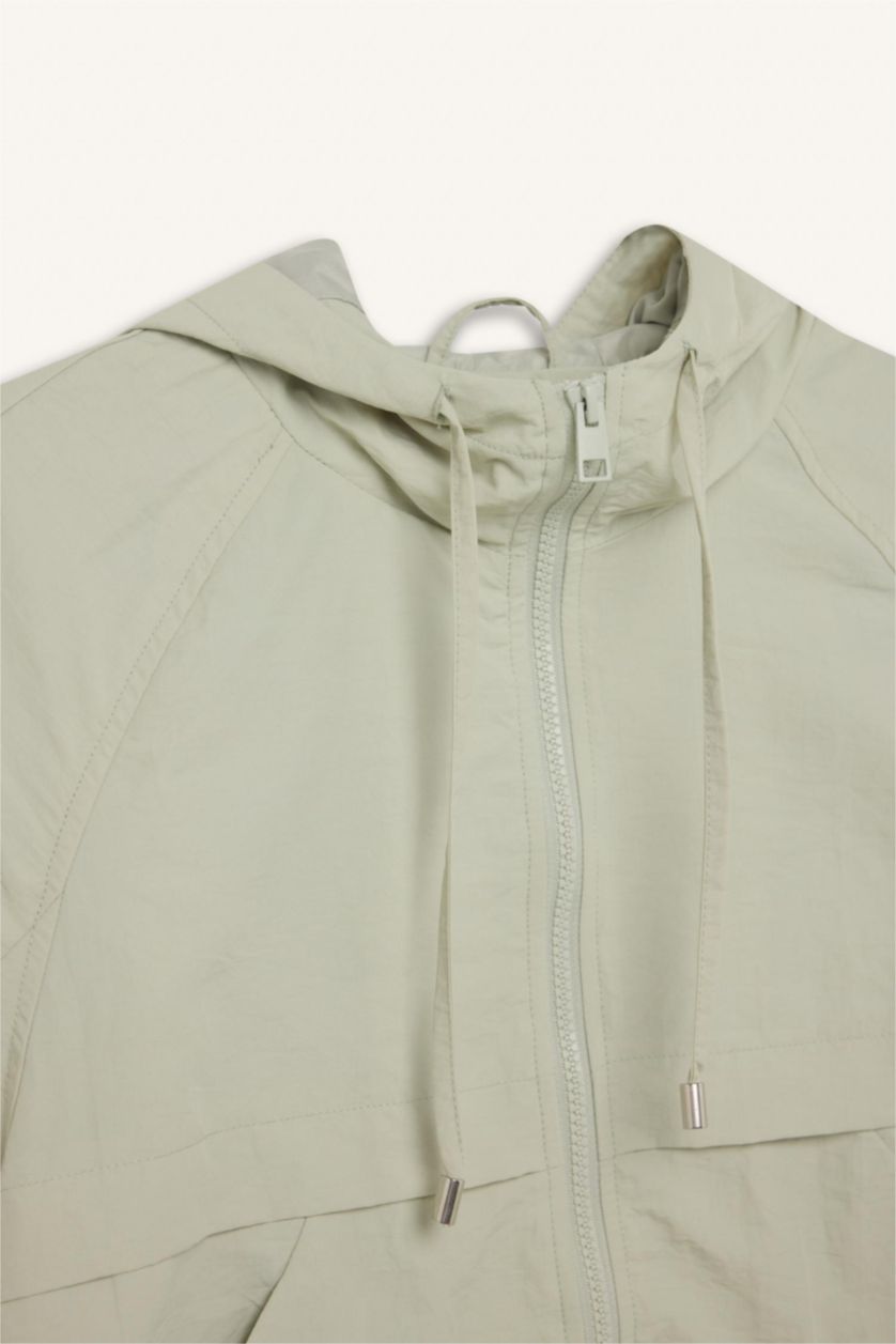 Kadın Mint Su İtici Kapüşonlu Fermuarlı Crop Yağmurluk