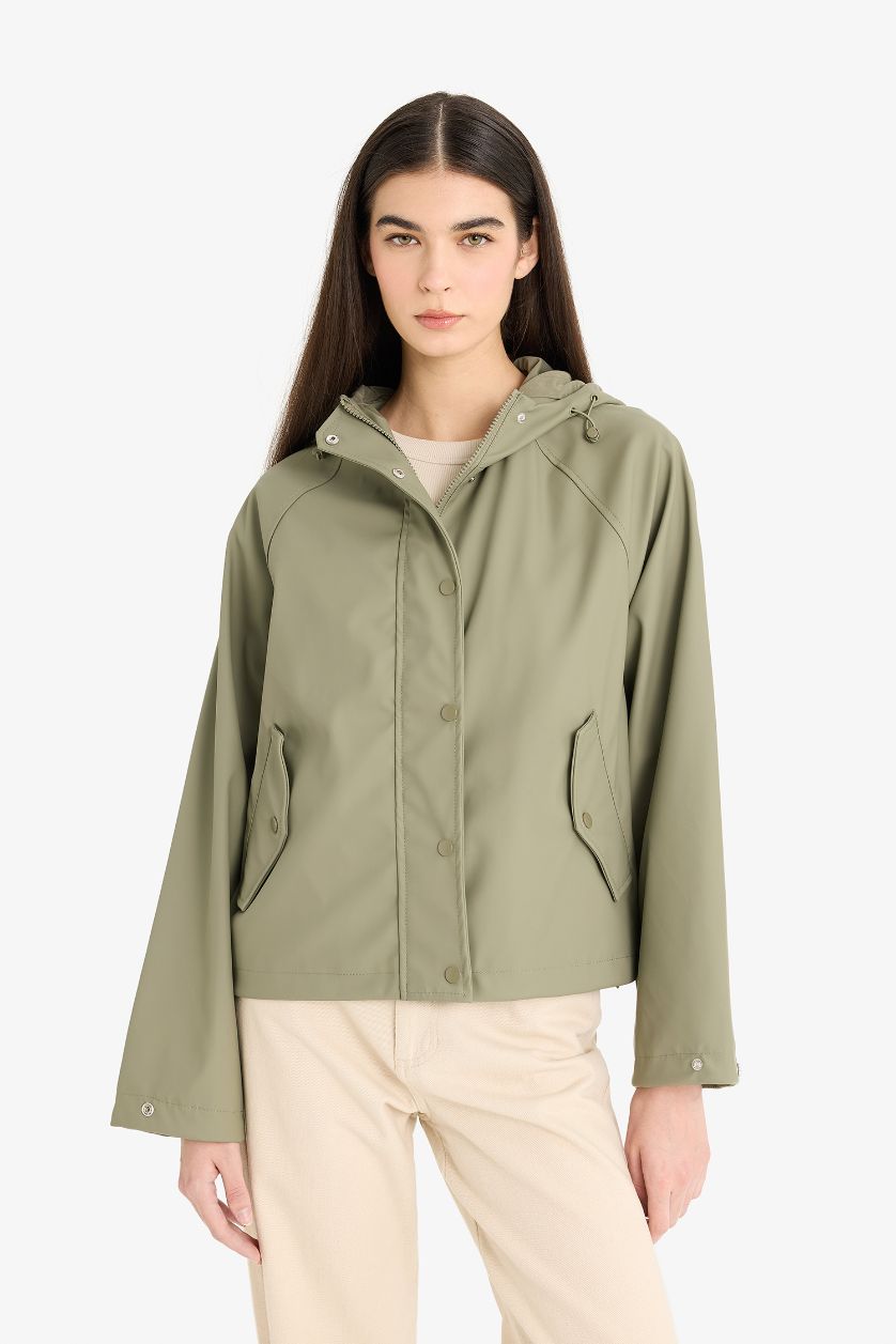 Kadın Haki Su İtici Kapüşonlu Suni Deri Yağmurluk