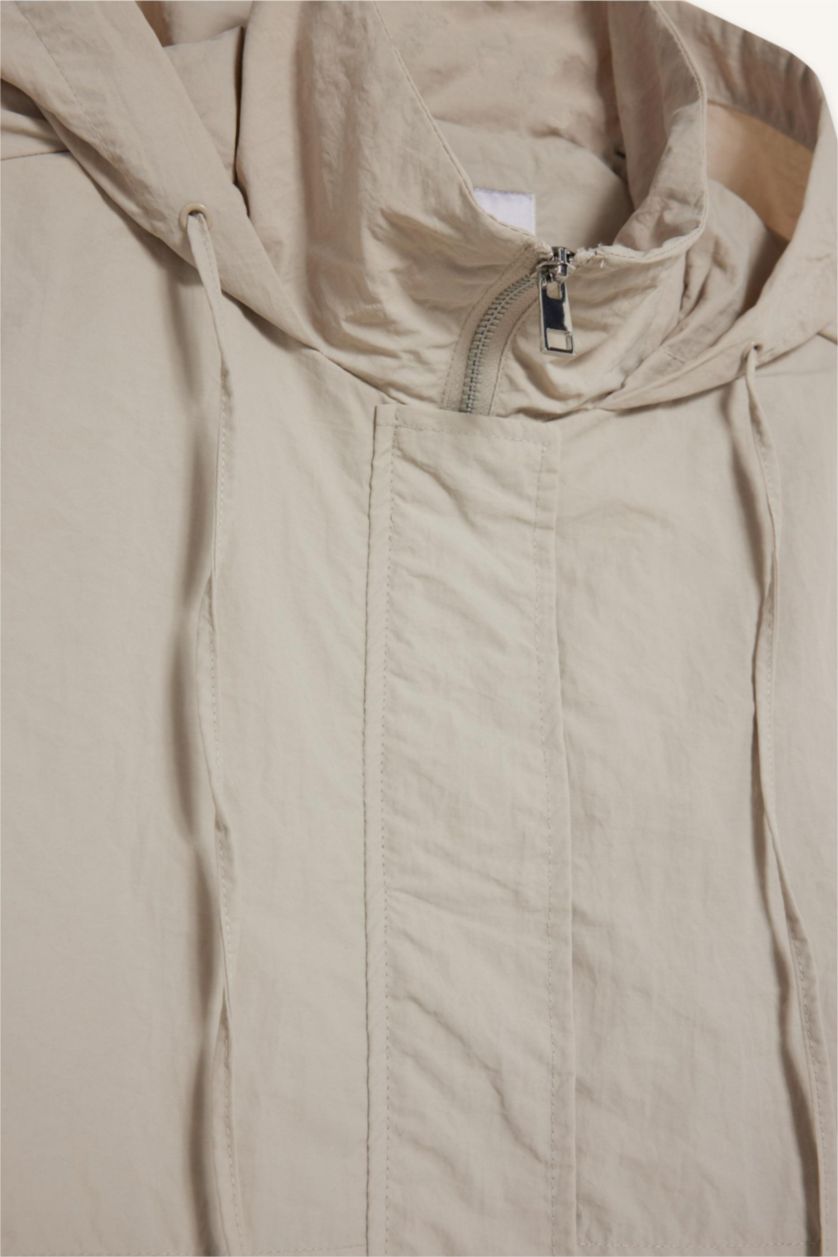 Kadın Taş Su İtici Kapüşonlu Fermuarlı Uzun Yağmurluk