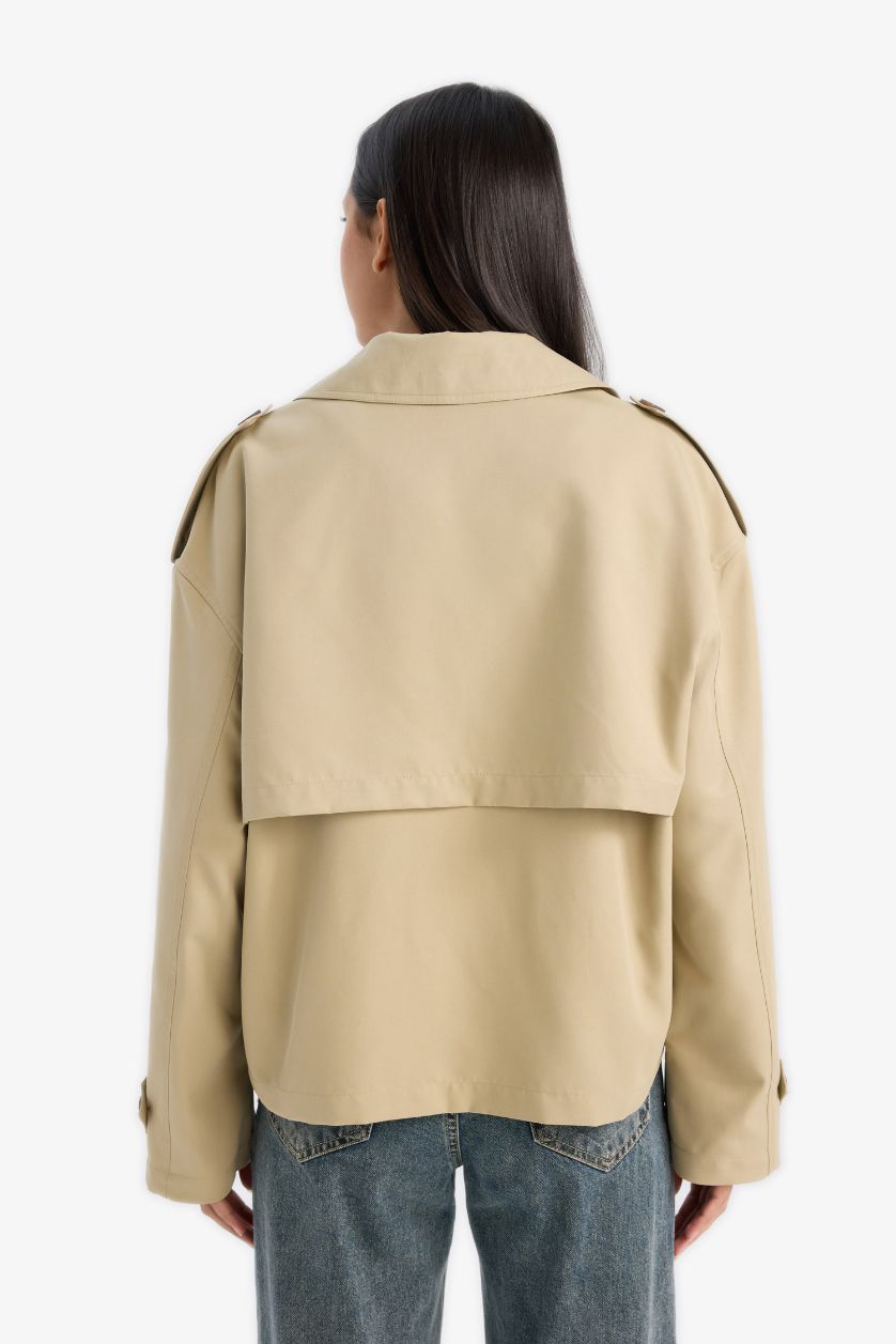 حريمي كاكي فاتح ترانش كوت قصير قصة عادية بحزام وجيب