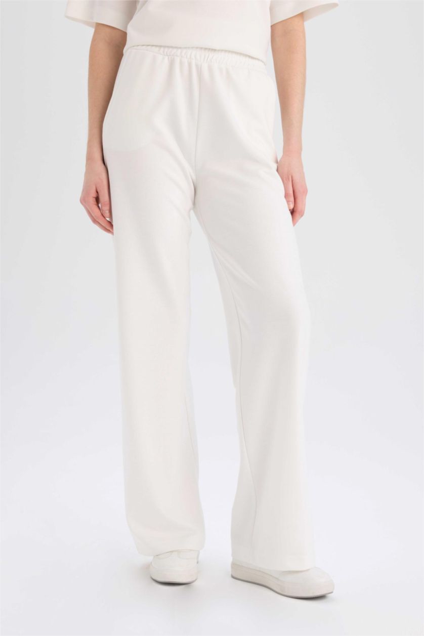 نساء بيج فاتح سروال عادي قصة مستقيمة بجيوب