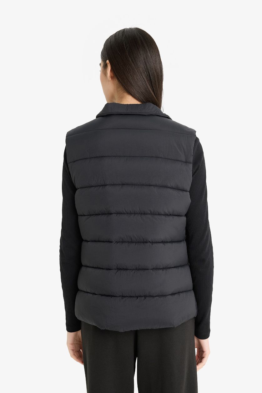WOMAN Black Waterproof Zipered Vest