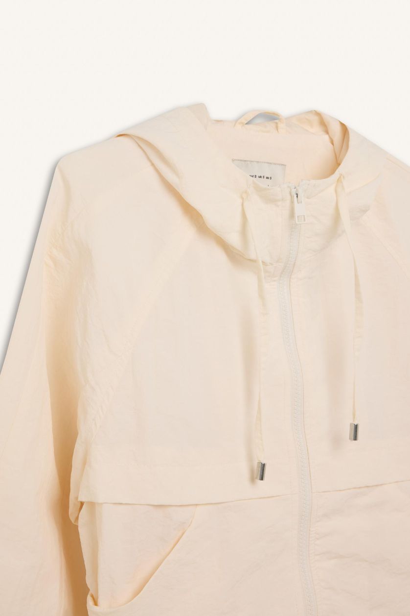 Kadın Bej Su Geçirmez Regular Fit Kapüşonlu Fermuarlı Yağmurluk