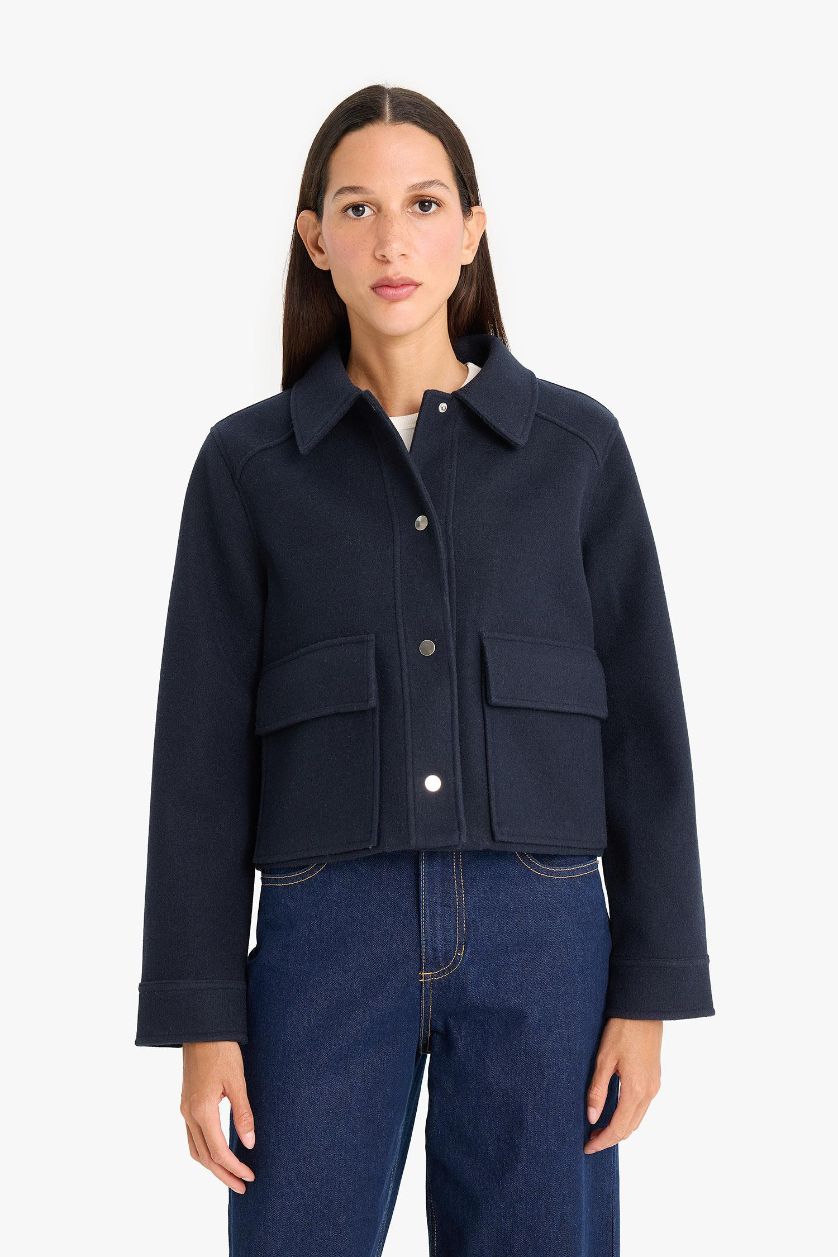 Kadın Lacivert Regular Fit Polo Yaka Düğmeli Kaşe Mont