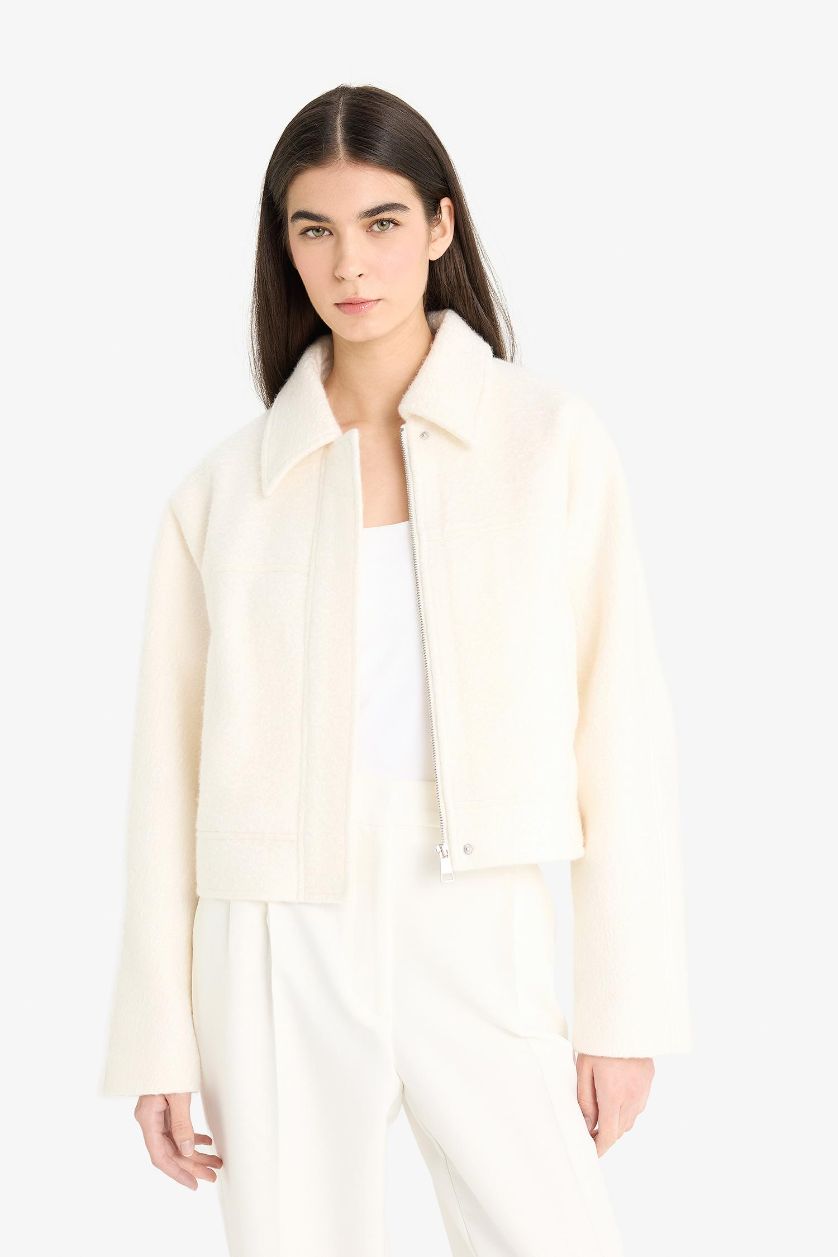 Kadın Ekru Regular Fit Polo Yaka Kaşe Mont