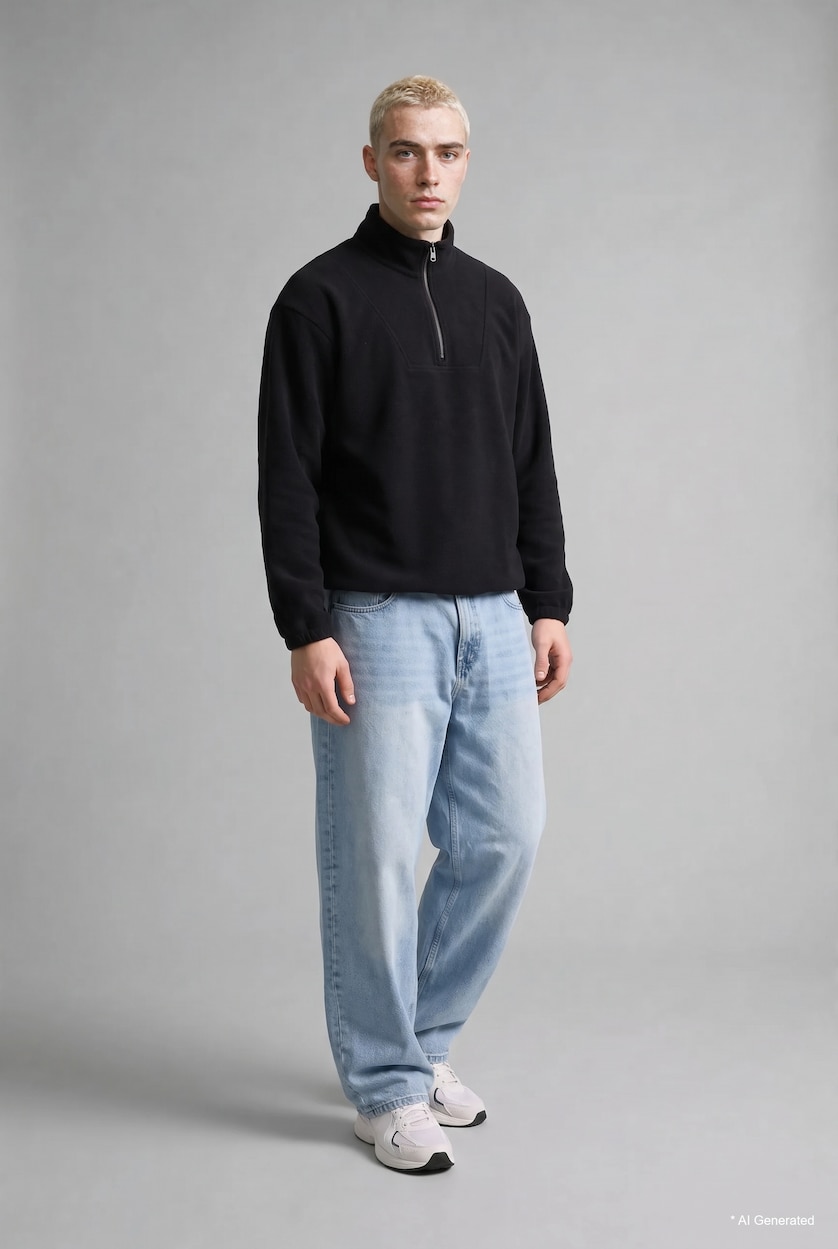 Man Black Boxy Fit fleece Sweatshirt