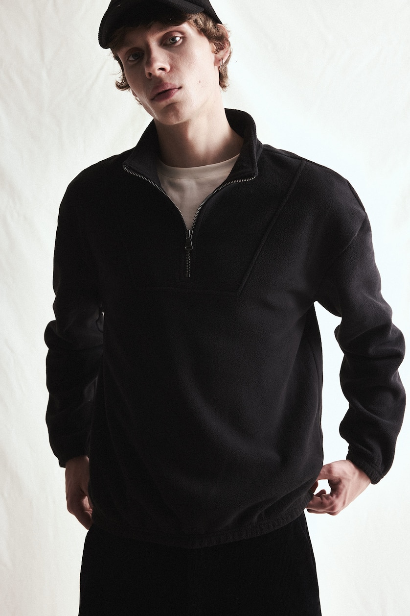 MESHKUJ Black Boxy Fit fleece Sweatshirt