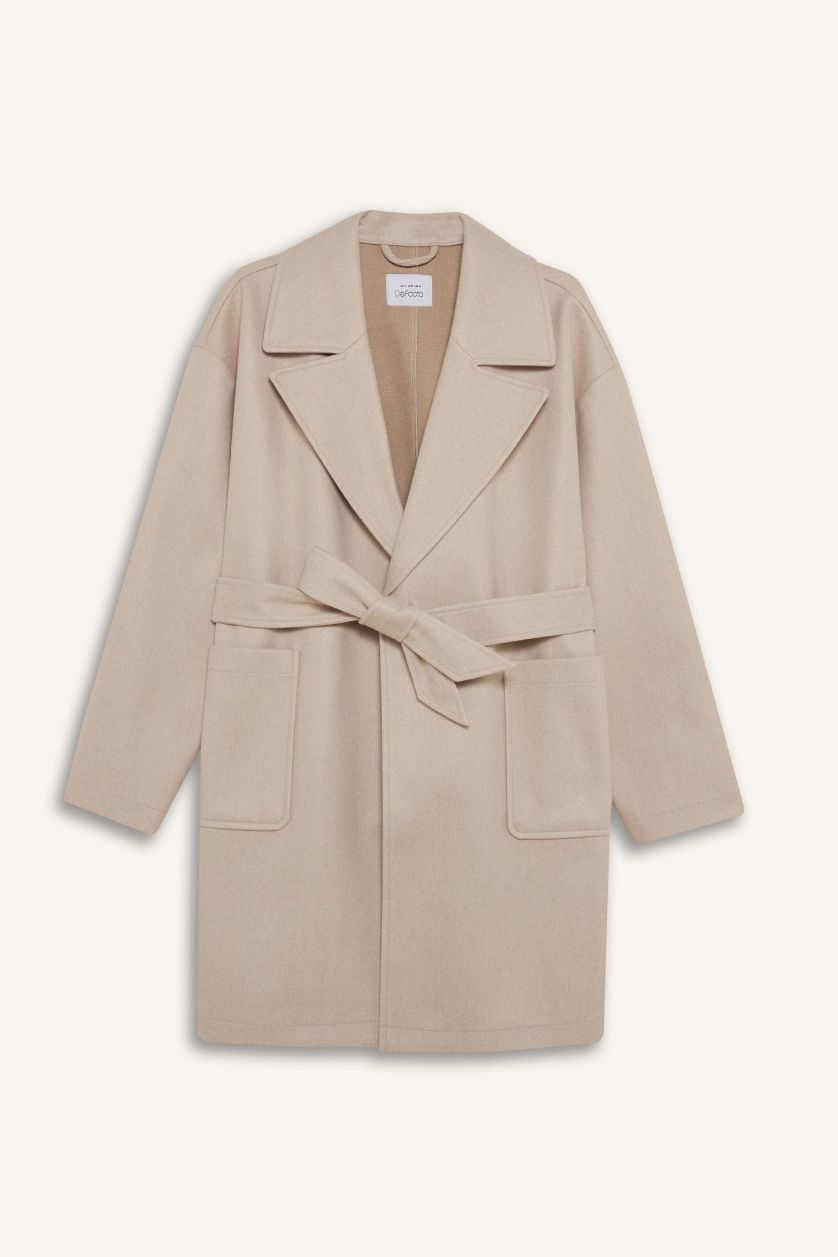 حريمي بيج فاتح بالطو جوخ قصة عادية بحزام