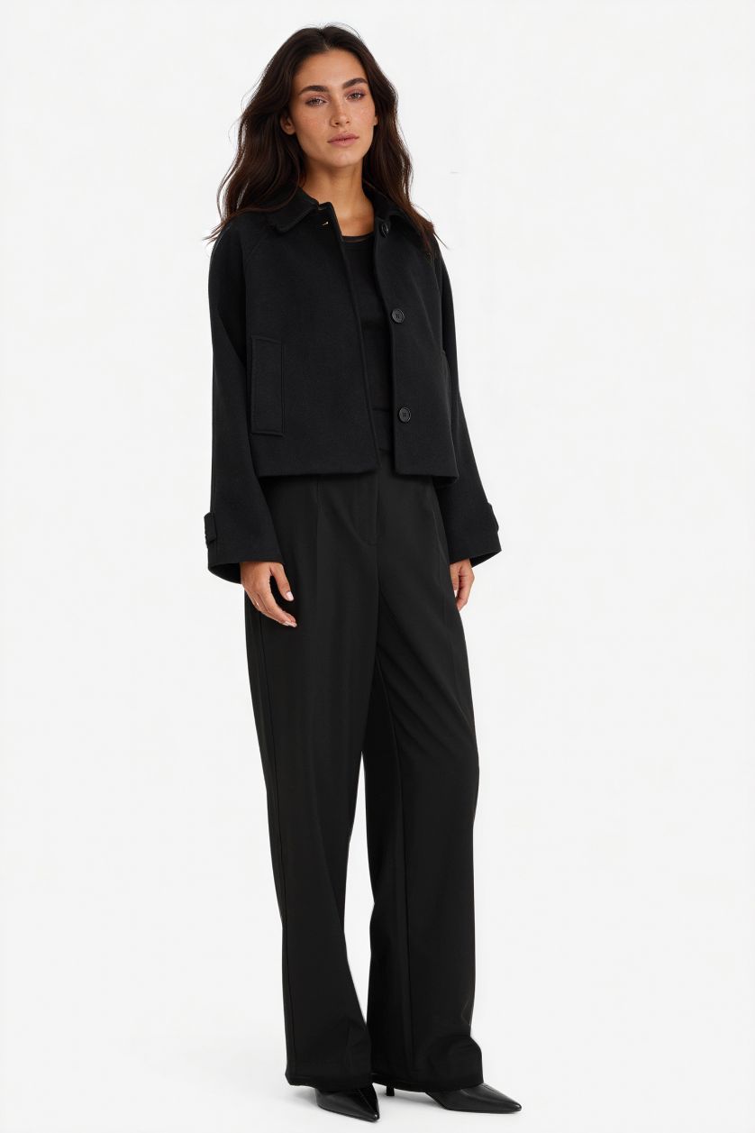 Kadın Siyah Regular Fit Polo Yaka Kaşe Kısa Mont