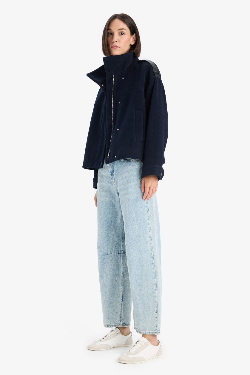 Kadın Lacivert Regular Fit Kaşe Düğmeli Kısa Kaban