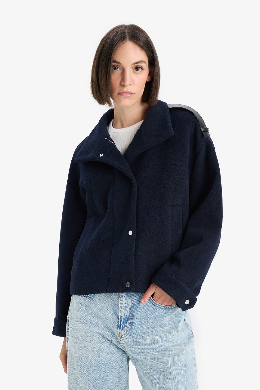 Kadın Lacivert Regular Fit Kaşe Düğmeli Kısa Kaban