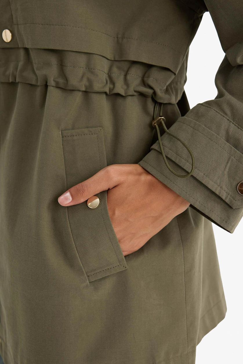 Kadın Haki Su Geçirmez Mont